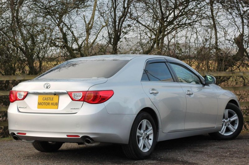 TOYOTA MARK X