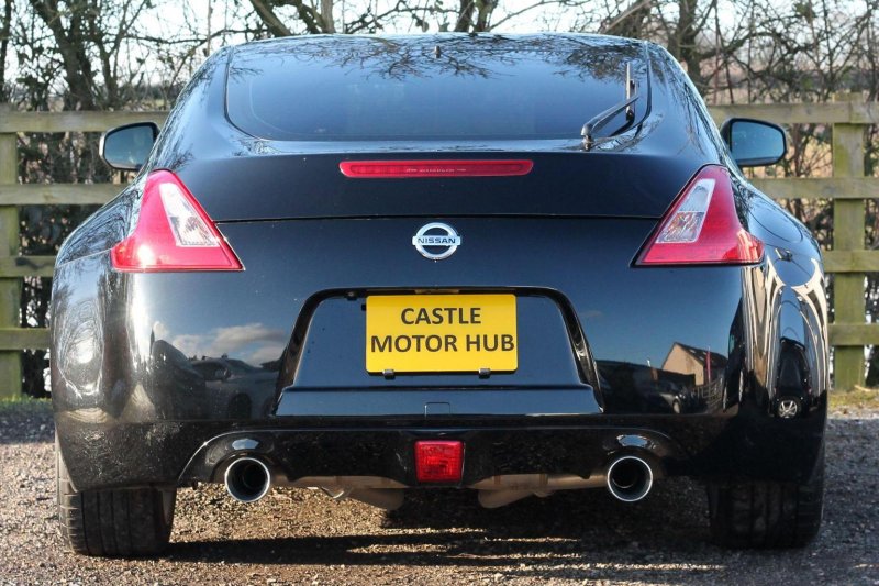 NISSAN 370Z
