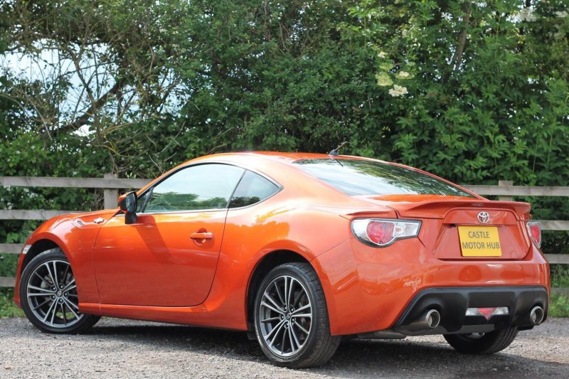 TOYOTA GT86