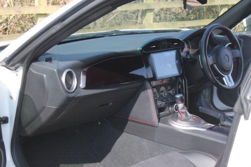 TOYOTA GT86