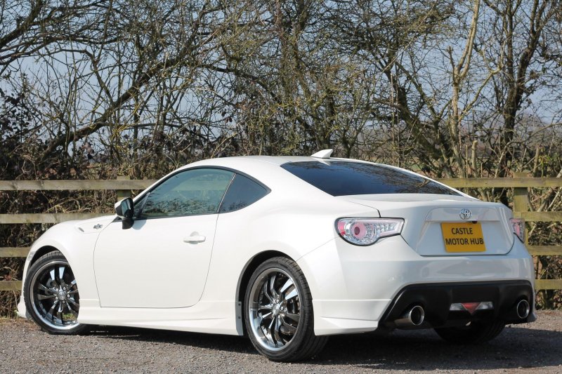 TOYOTA GT86