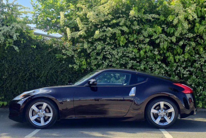 NISSAN 370Z