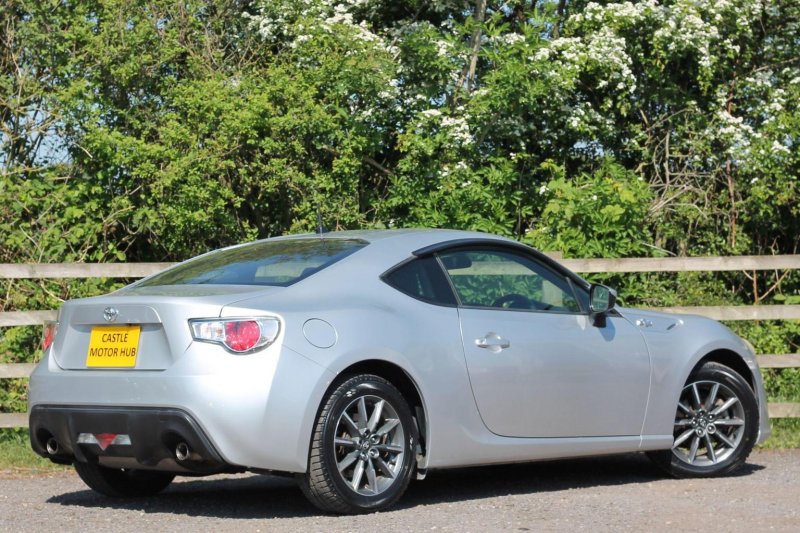 TOYOTA GT86