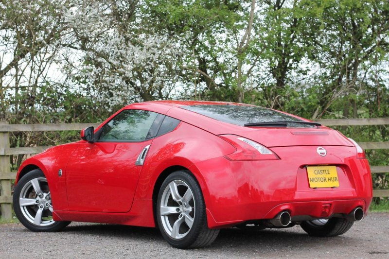 NISSAN 370Z