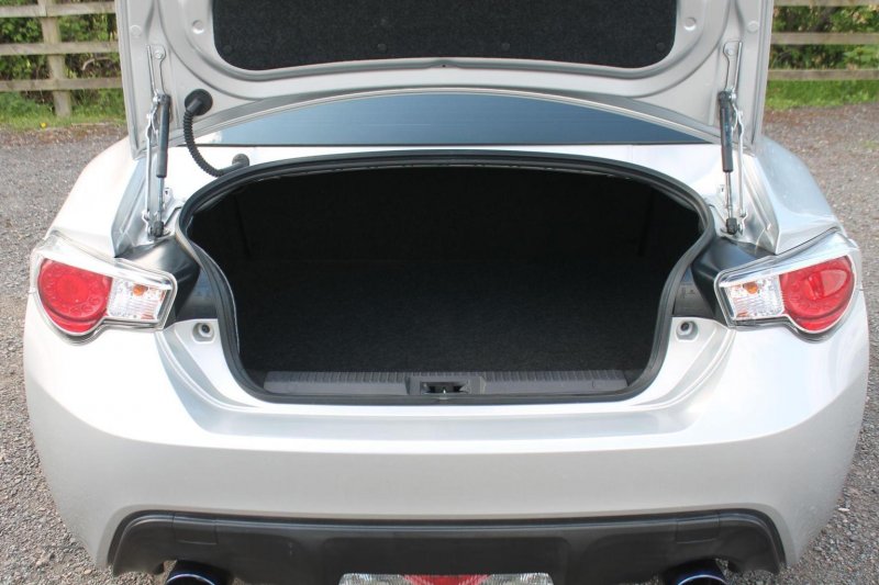 TOYOTA GT86