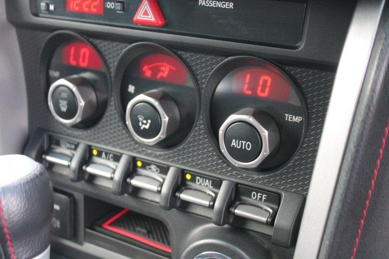 TOYOTA GT86