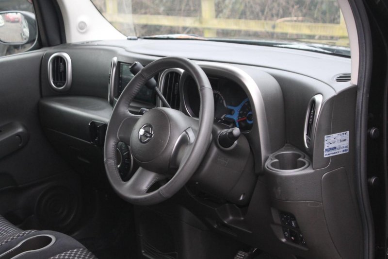 NISSAN CUBE