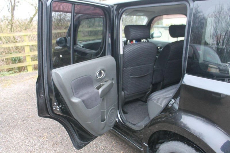 NISSAN CUBE