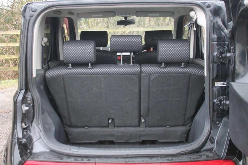 NISSAN CUBE