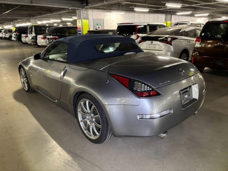 NISSAN 350Z