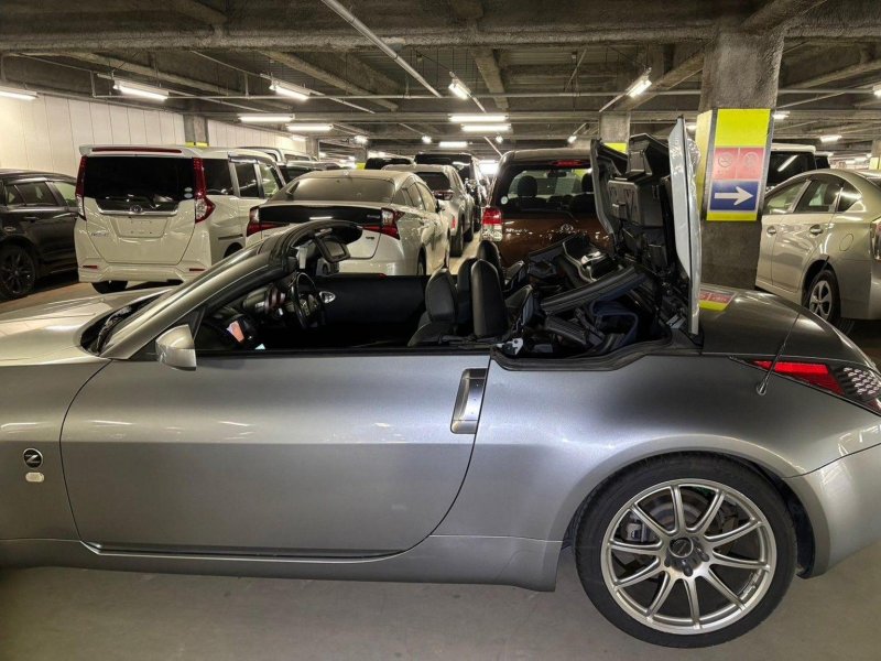NISSAN 350Z
