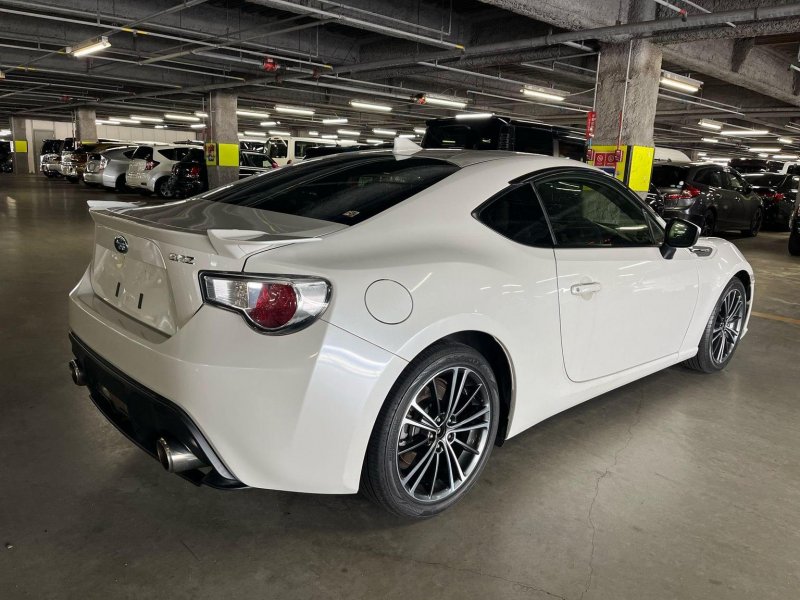 SUBARU BRZ