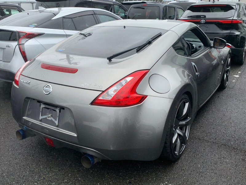NISSAN 370Z