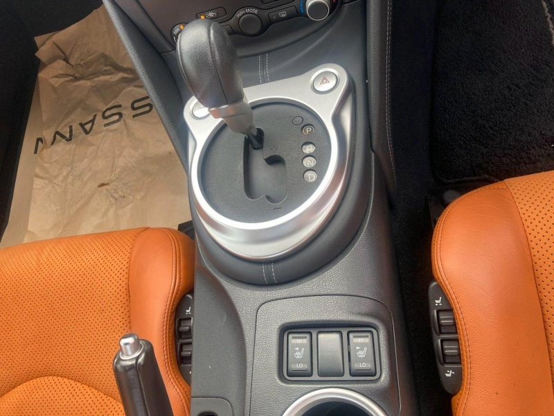 NISSAN 370Z