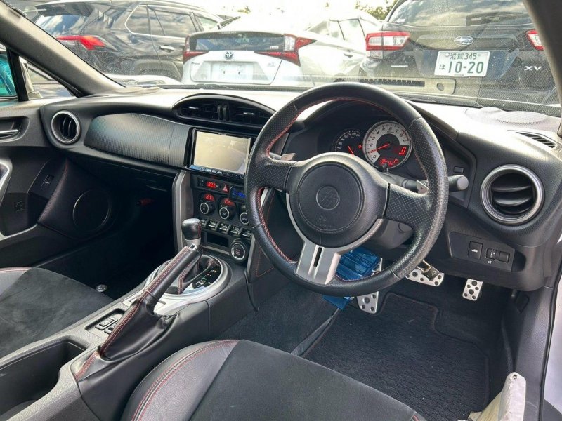TOYOTA GT86