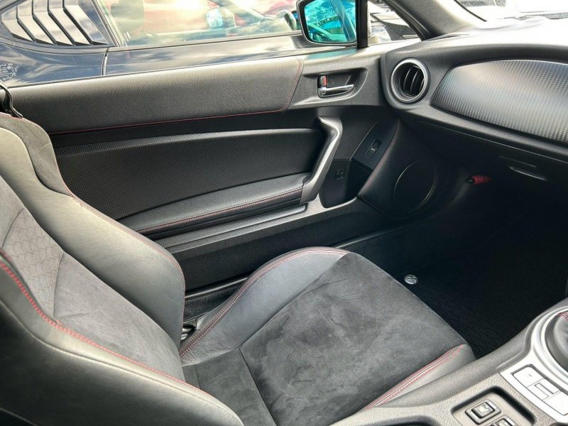 TOYOTA GT86