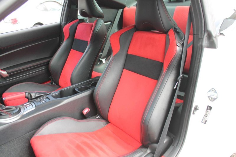 TOYOTA GT86
