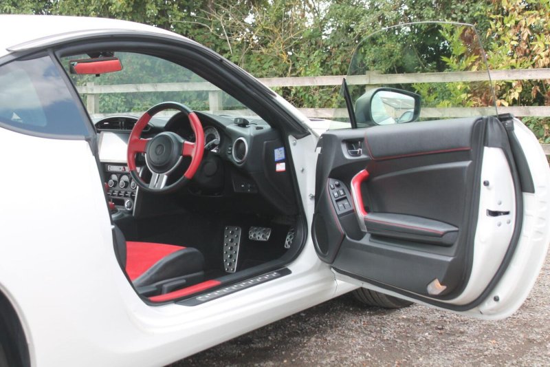 TOYOTA GT86