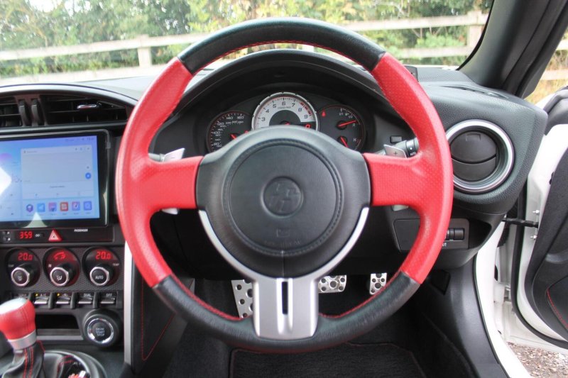 TOYOTA GT86
