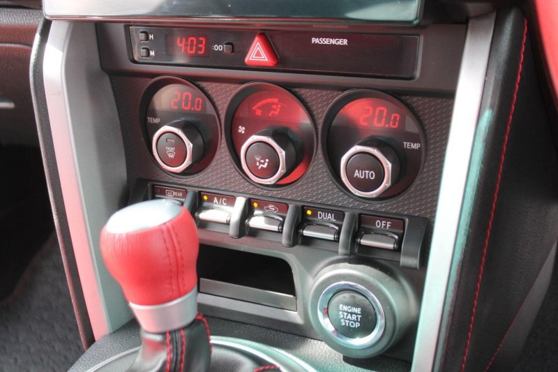 TOYOTA GT86