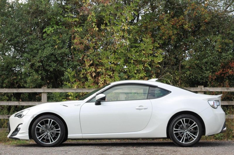 TOYOTA GT86