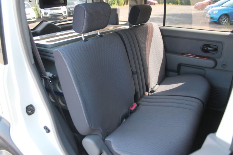 NISSAN CUBIC