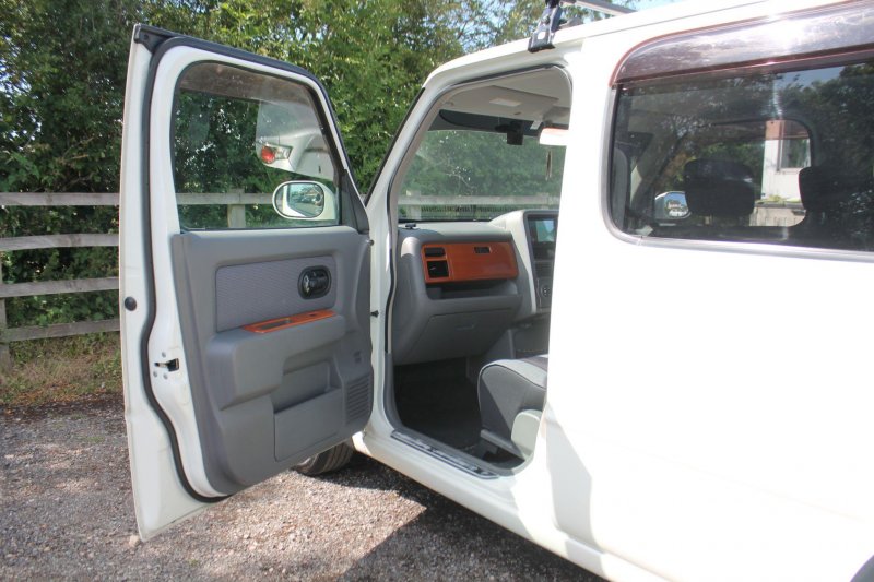 NISSAN CUBIC