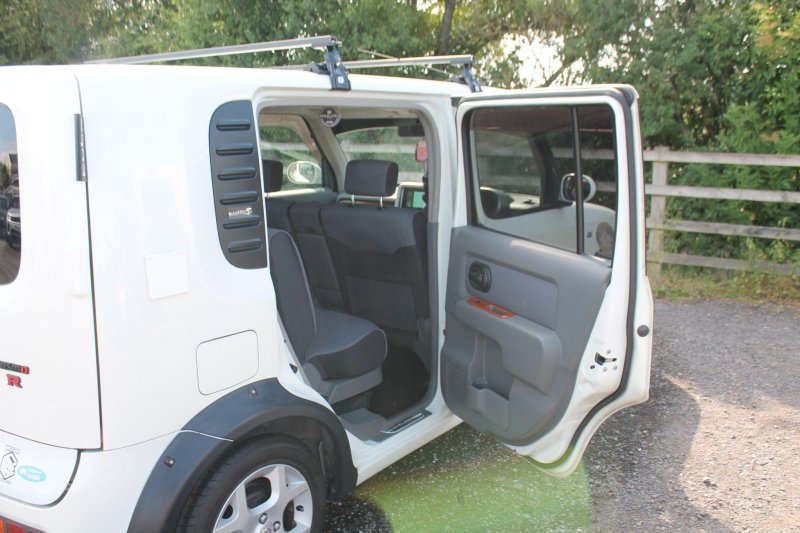 NISSAN CUBIC