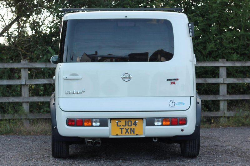 NISSAN CUBIC