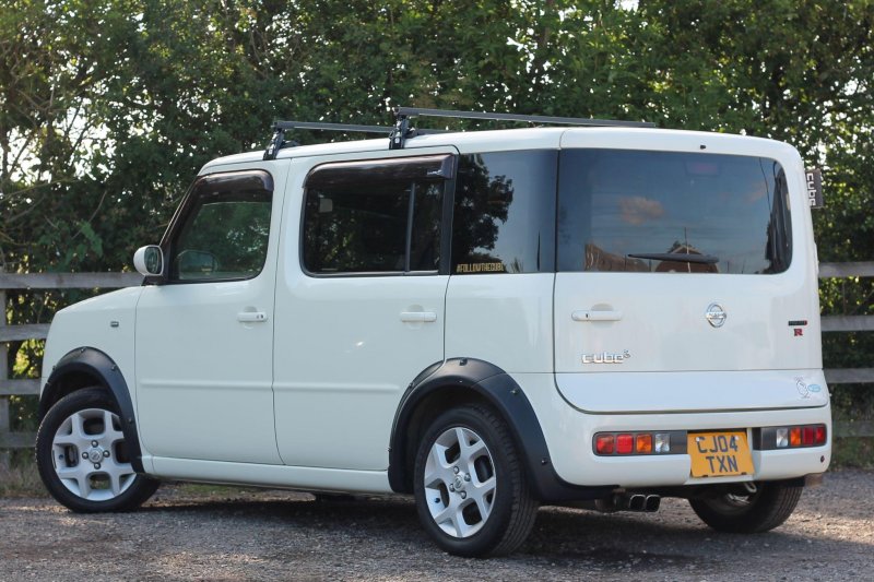 NISSAN CUBIC