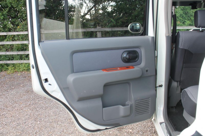 NISSAN CUBIC