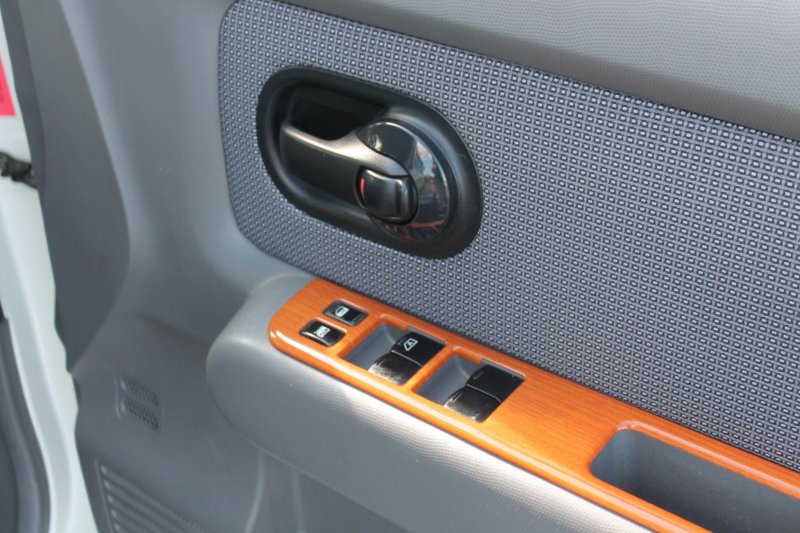 NISSAN CUBIC